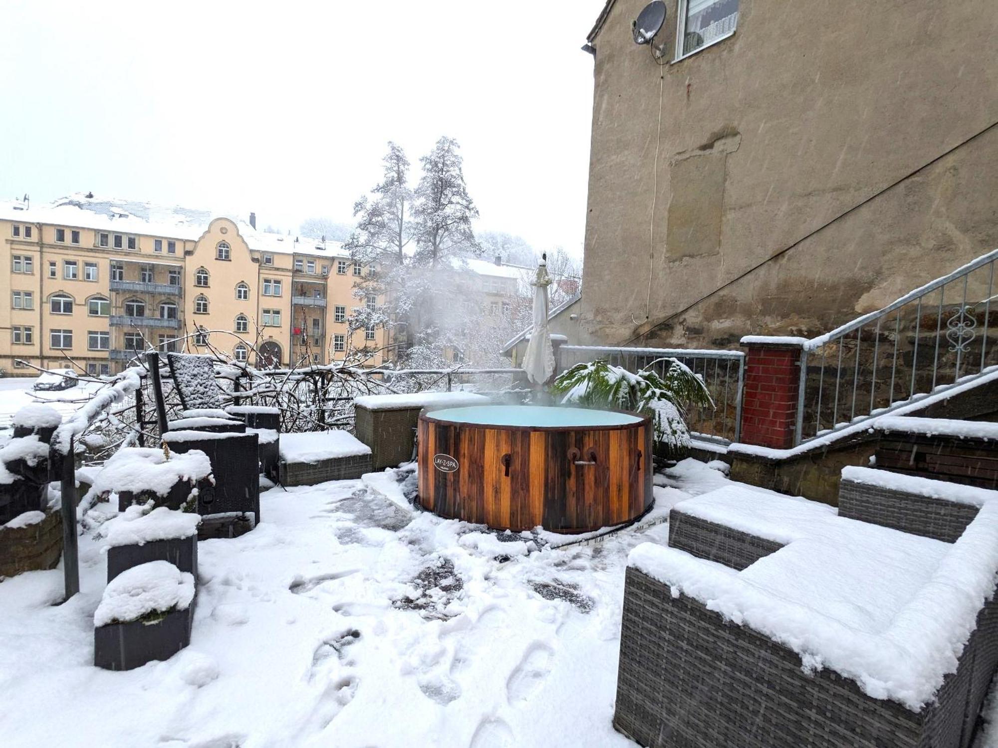 F1 - Urlaubsmagie - Helle Wohnung Mit Sauna & Pool & Whirlpool Sebnitz Exterior foto